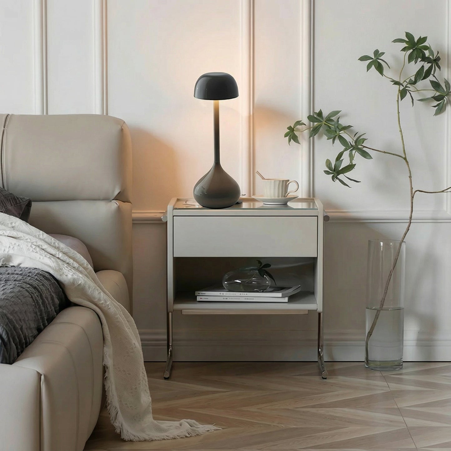 Cordless LED Table Lamp