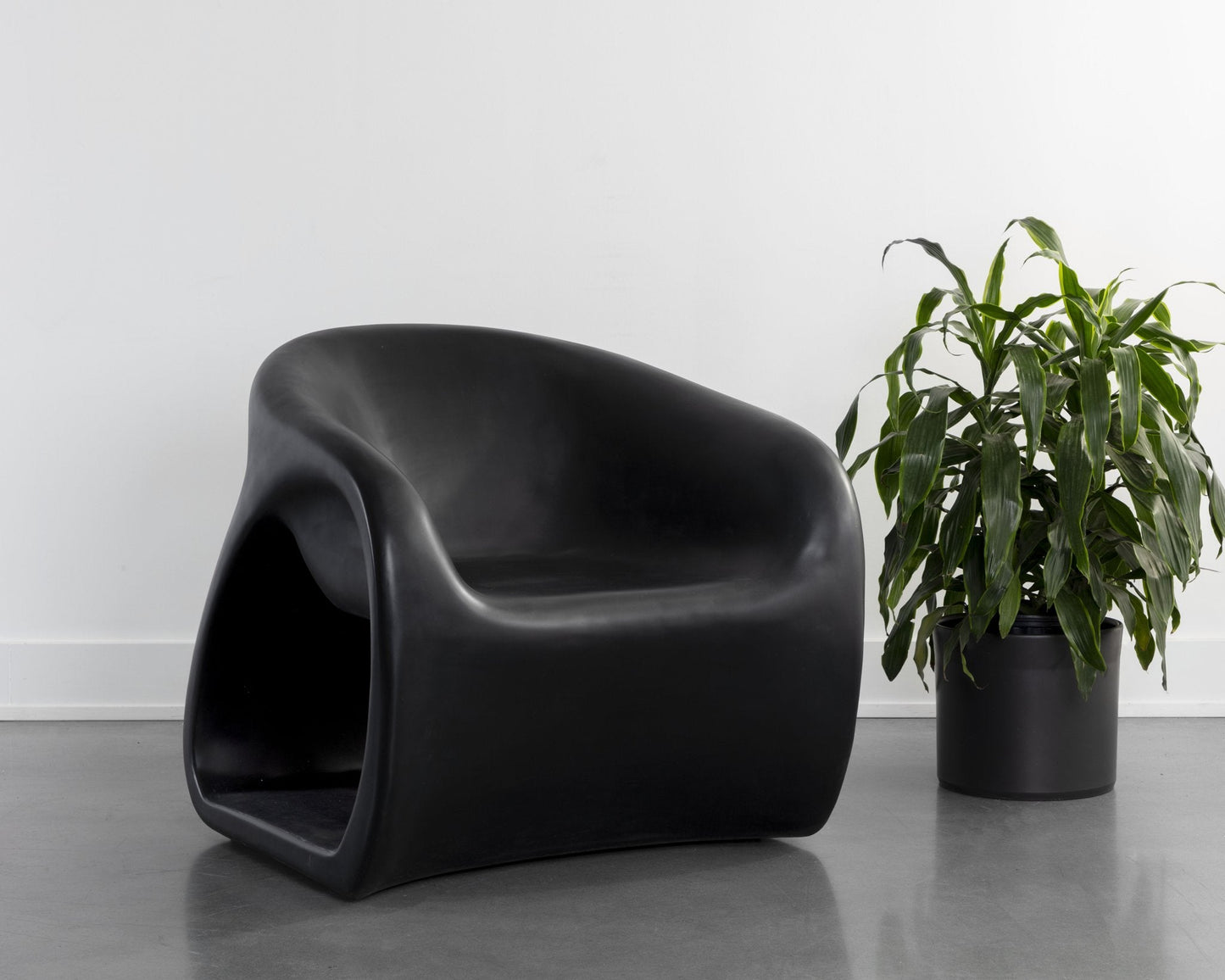 Sunpan Orson Lounge Chair