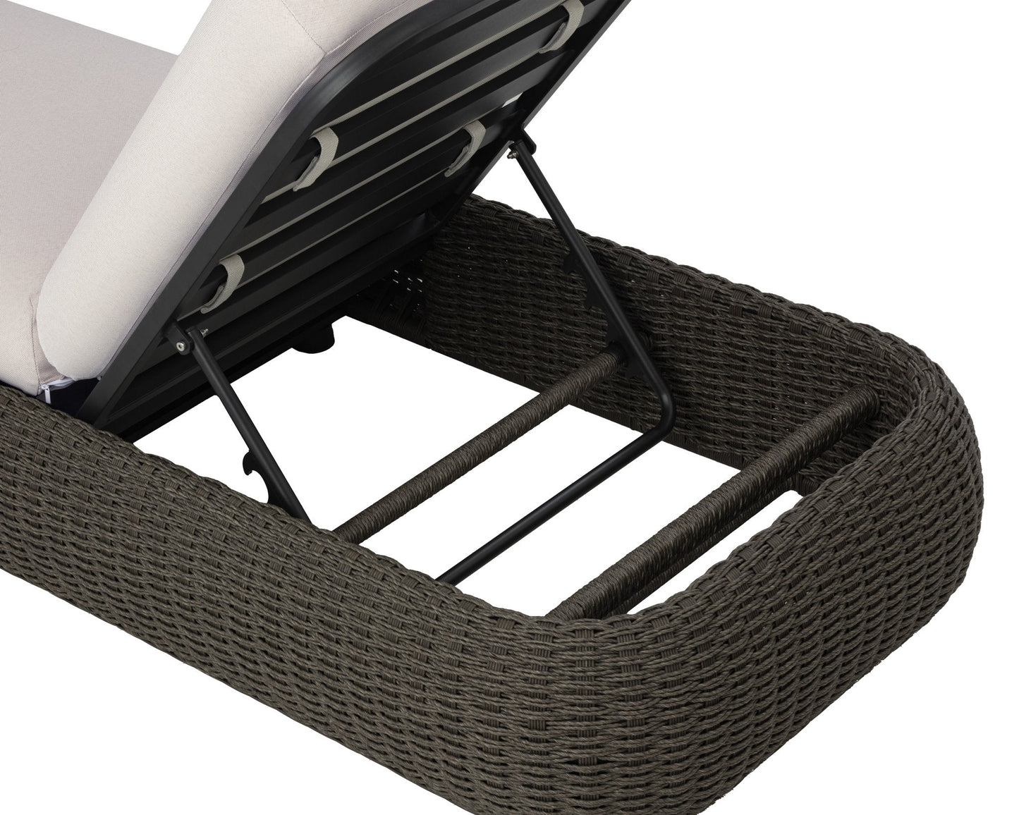 Sunpan Barcelona Lounger