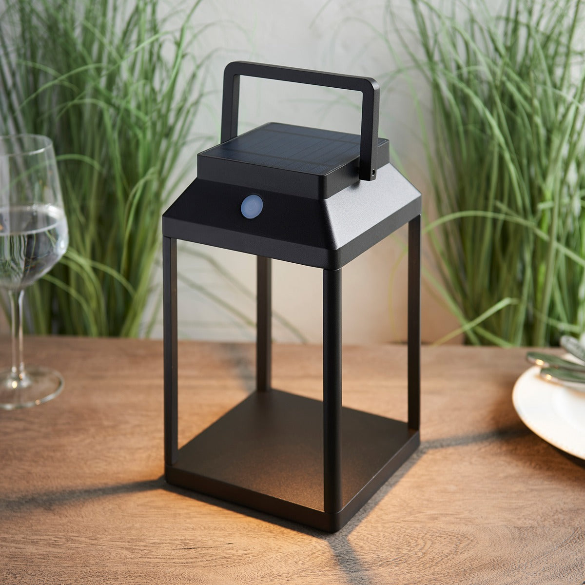 Linterna Outdoor Dimmable Table Lamp - Black