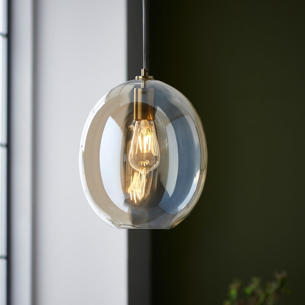 Kola Shaped Table Lamp - Satin Brass & Champagne