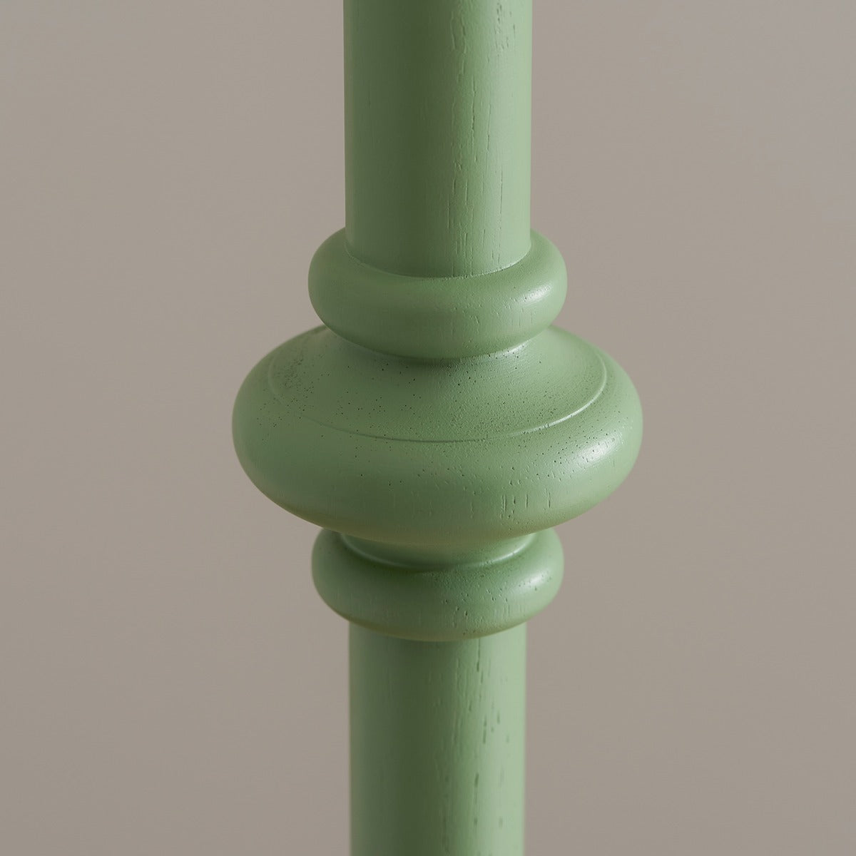 Aldeby Floor Light - Satin Cotswold Green Paint