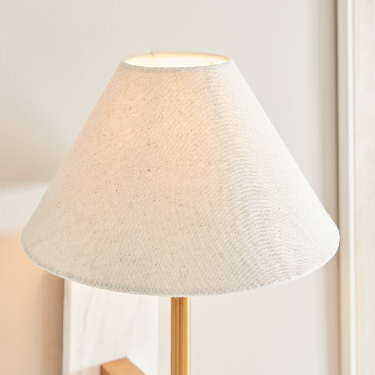 Faro Wall Light White - Volakas Marble
