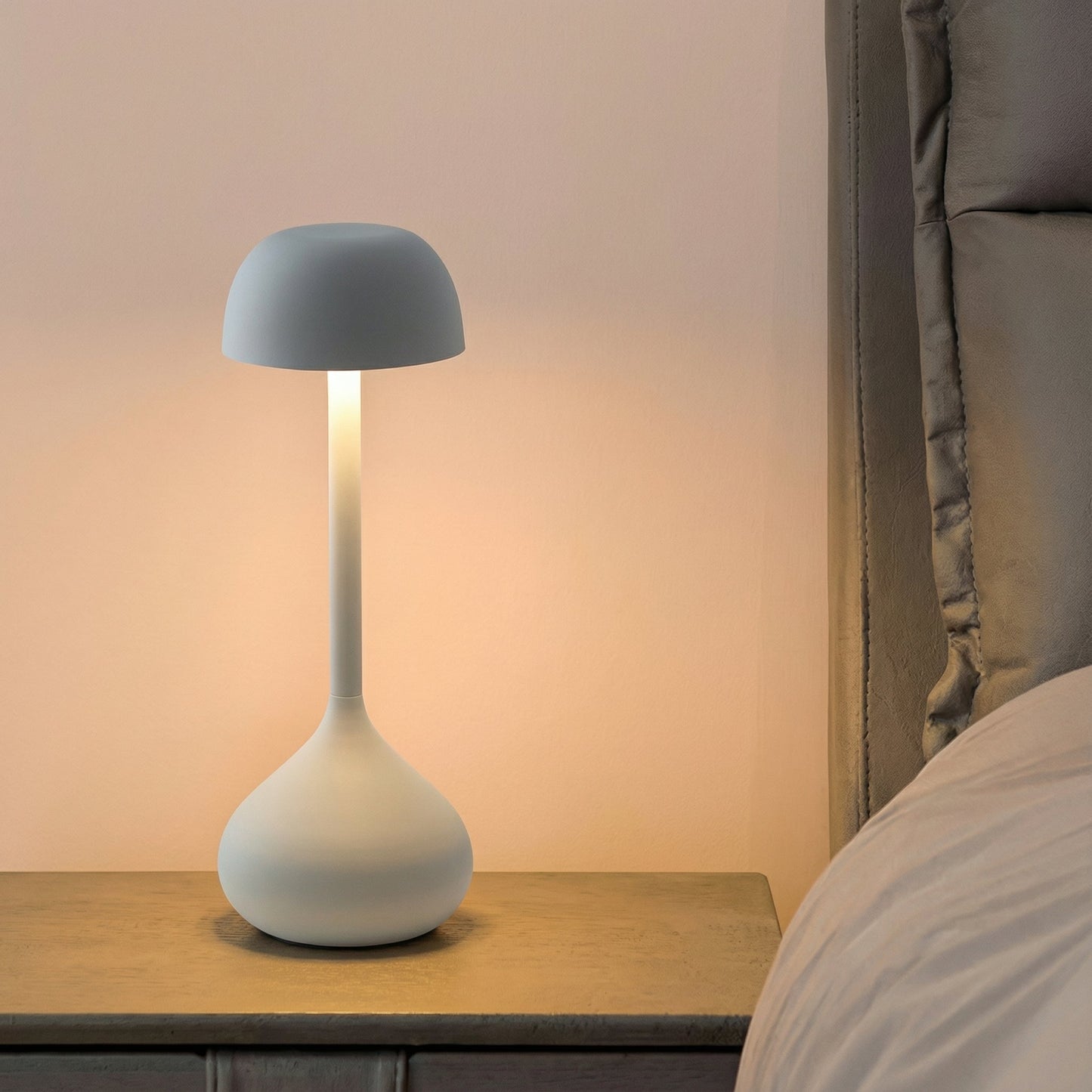Cordless LED Table Lamp