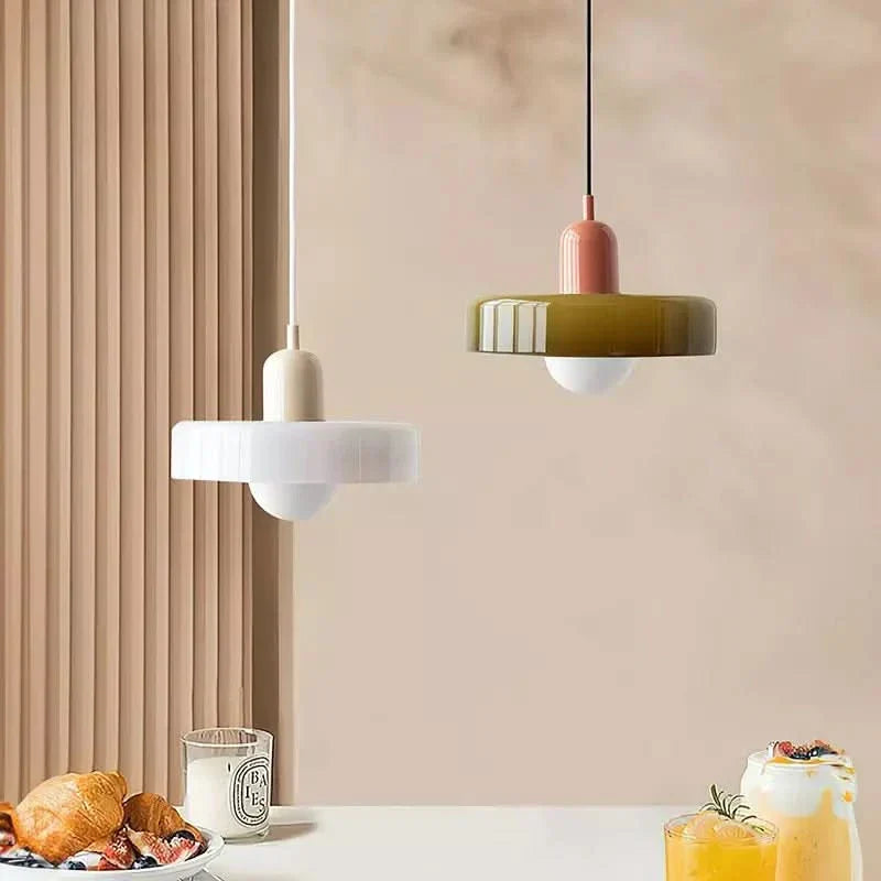 LumyHome | Bauhaus Hängeleuchte aus farbigem Glas