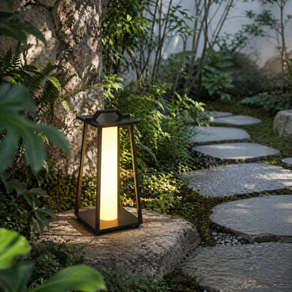 Calviro Outdoor Light