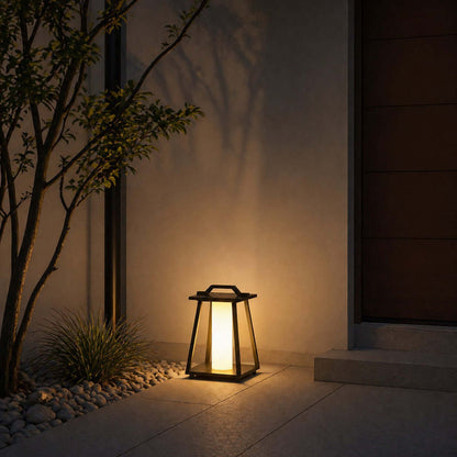 Calviro Outdoor Light