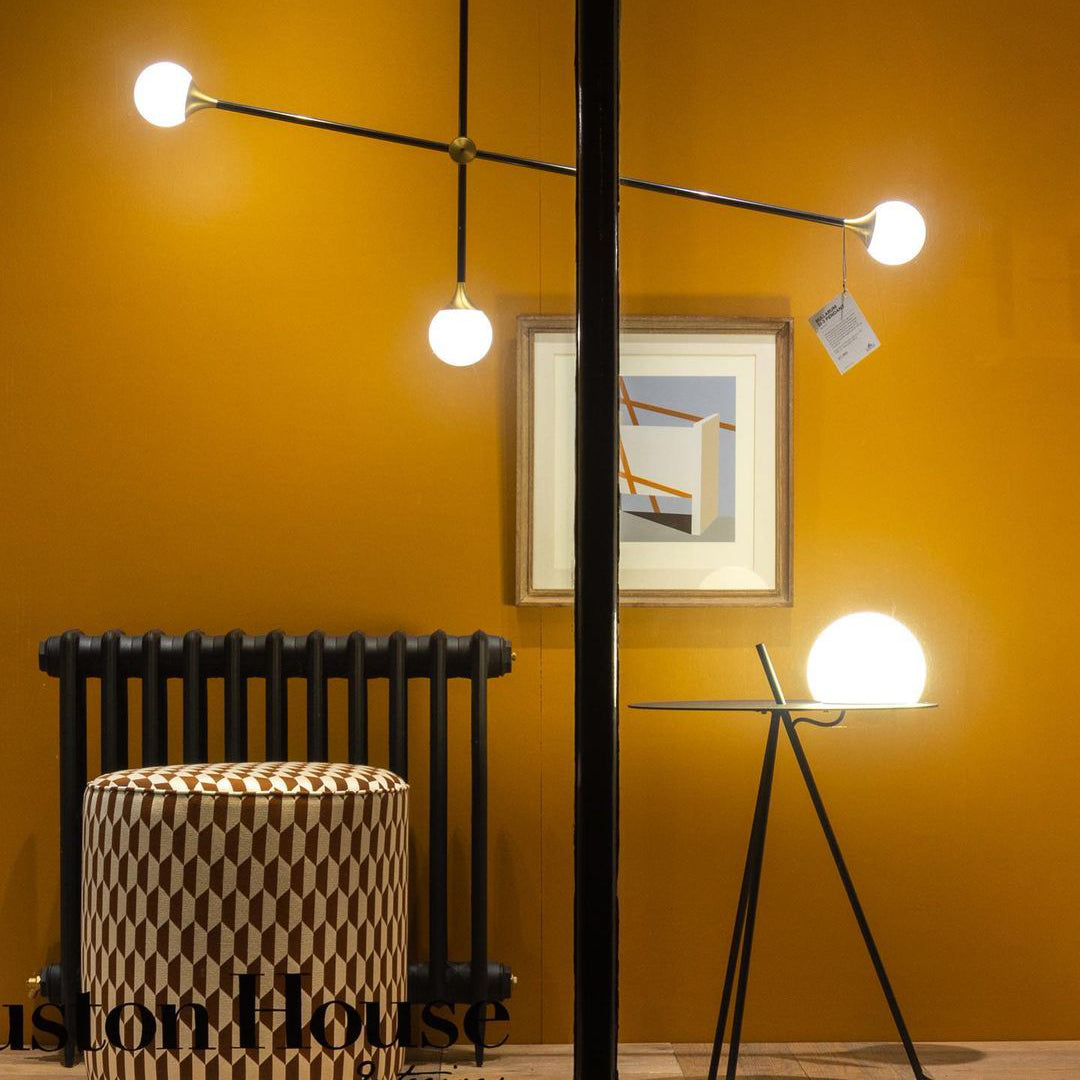 Circ 3725 Table Lamp