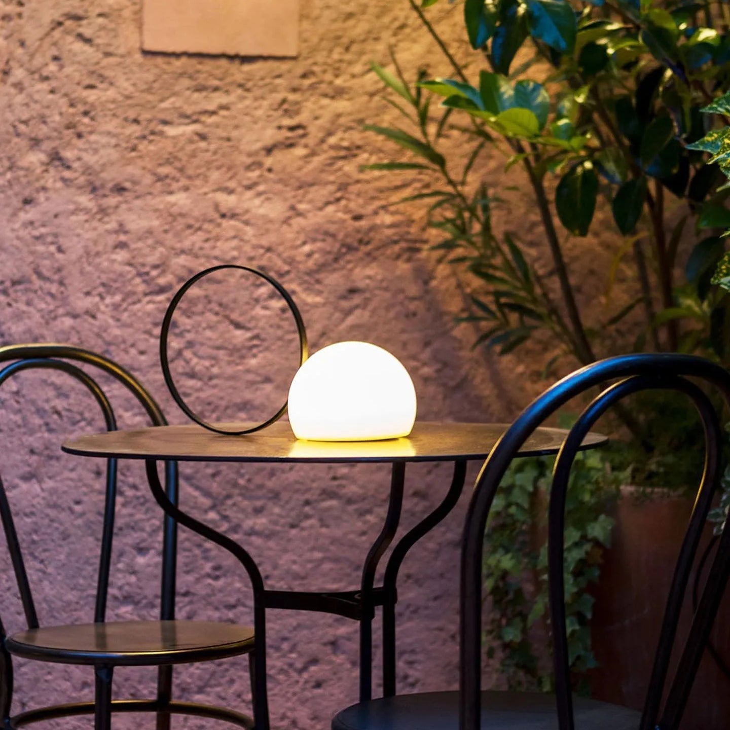 Circ 3726 Table Lamp Built-in Battery