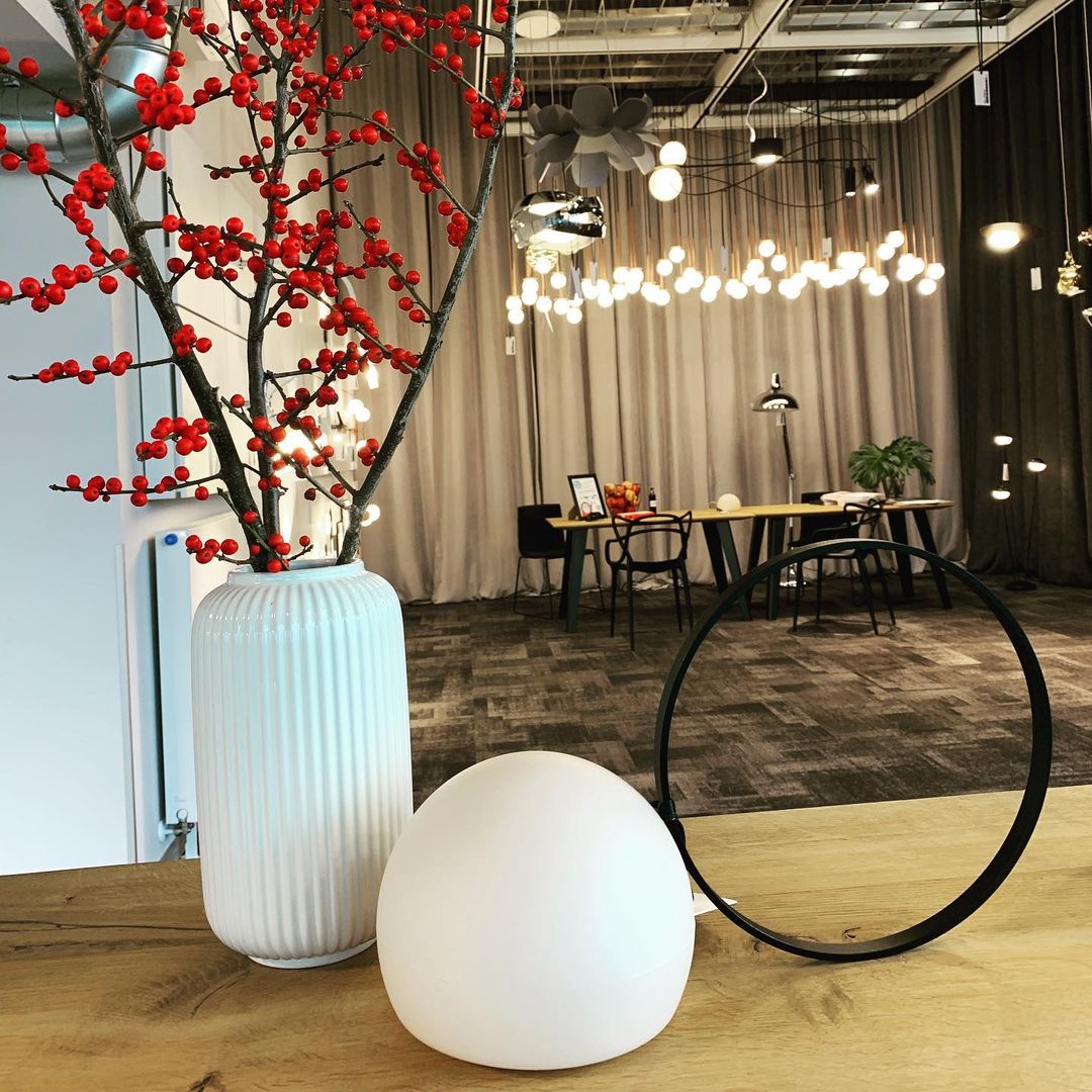 Circ 3726 Table Lamp Built-in Battery