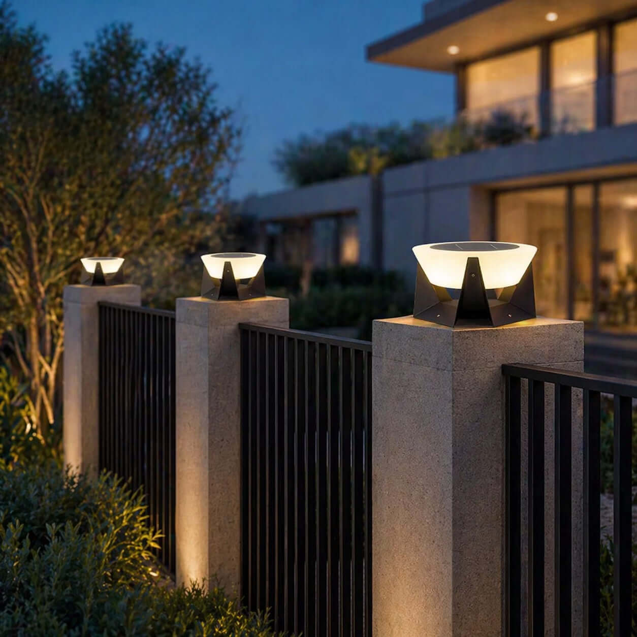 Elvuno Outdoor Lamp