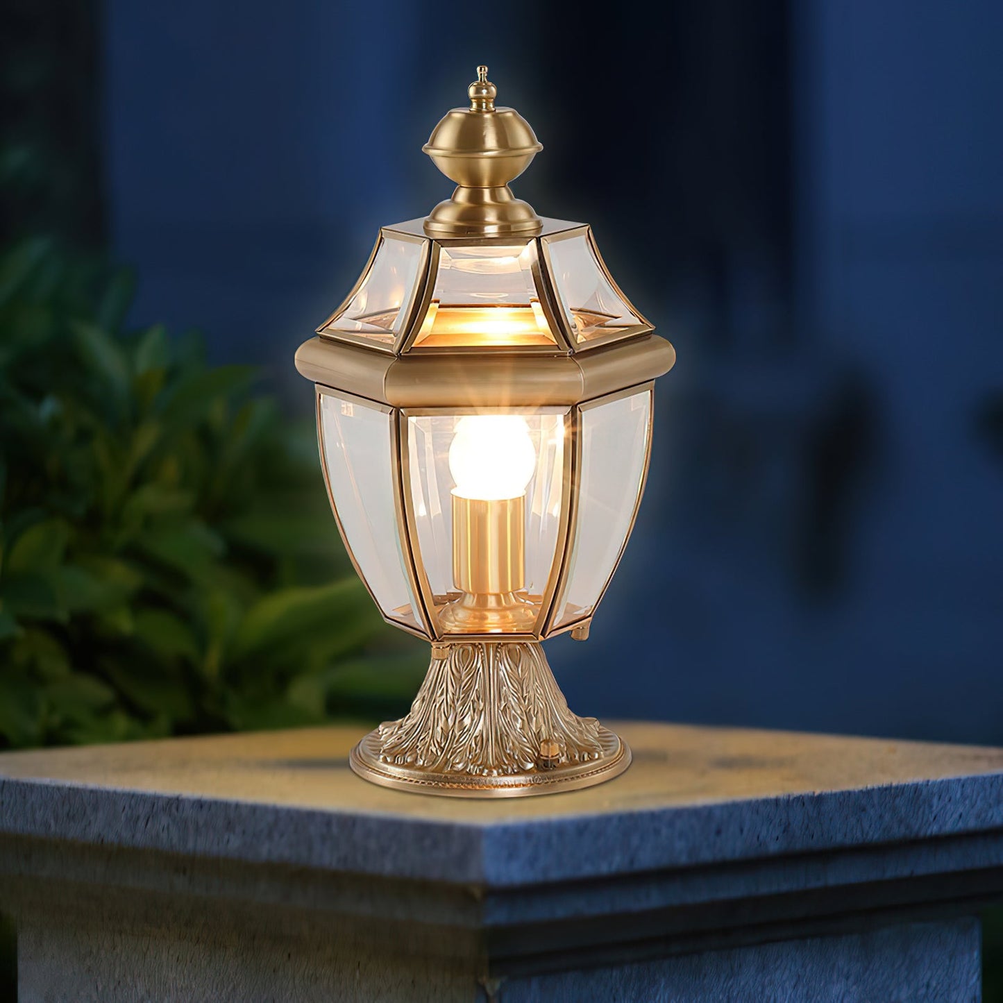 European Brass Garden Table lamp