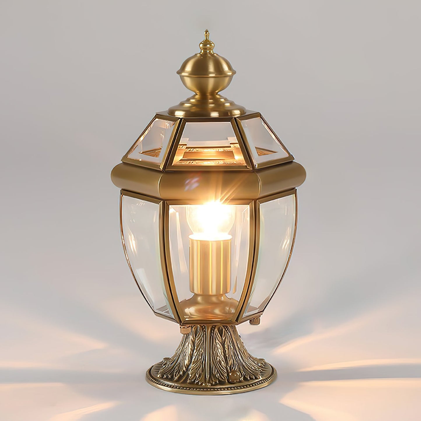 European Brass Garden Table lamp
