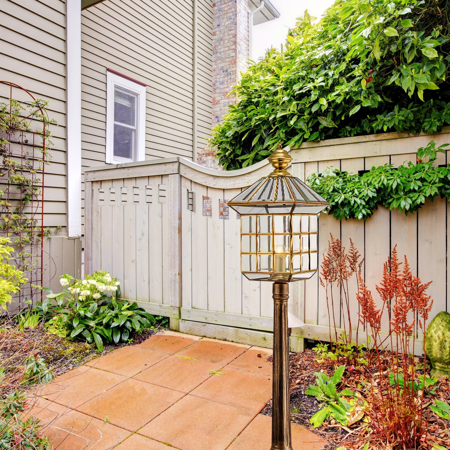 European Style Garden Retro Brass Column Lamp