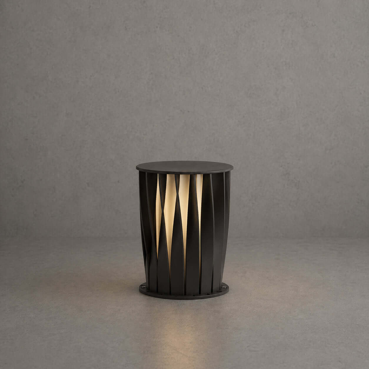 Iolane LED Garden Light