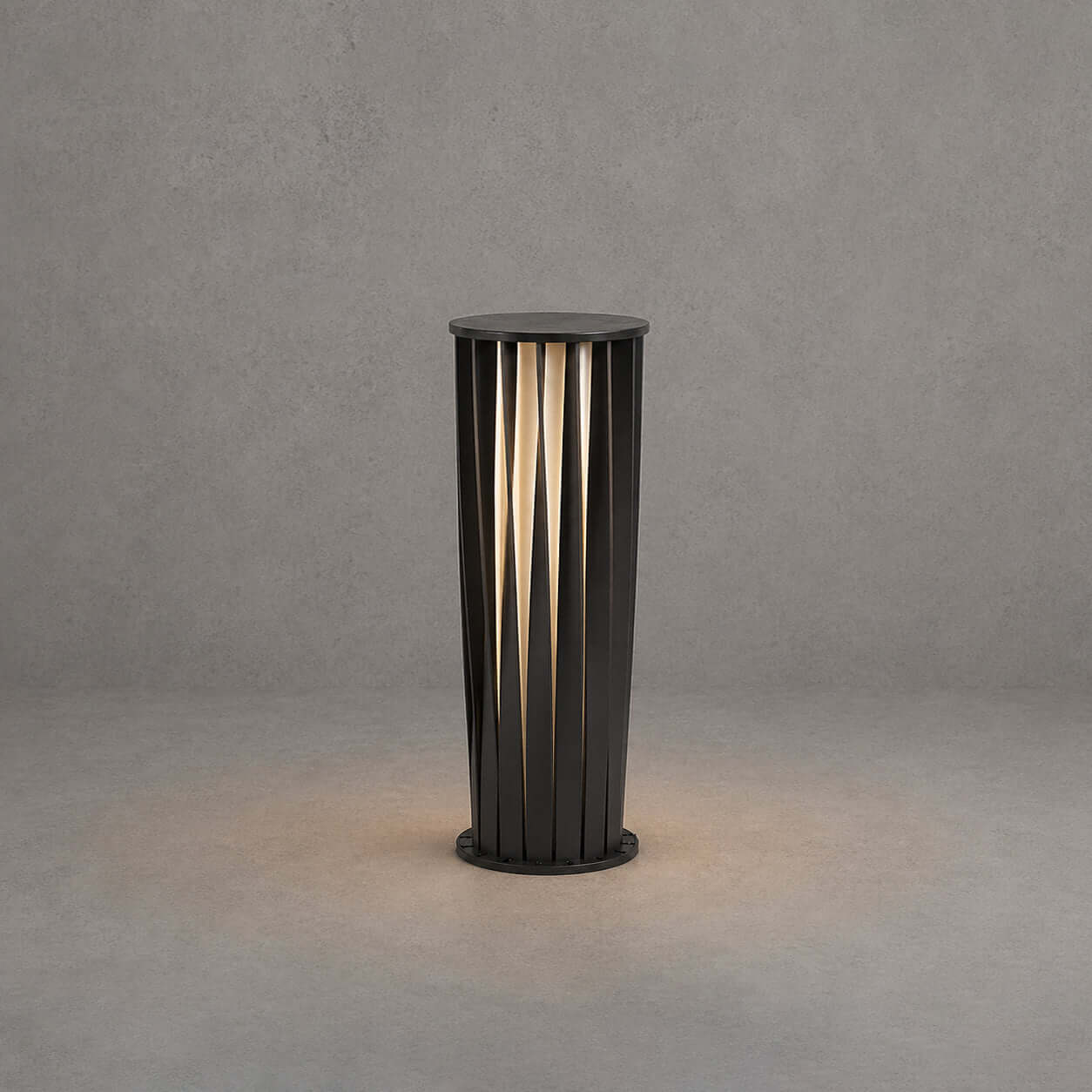 Iolane LED Garden Light