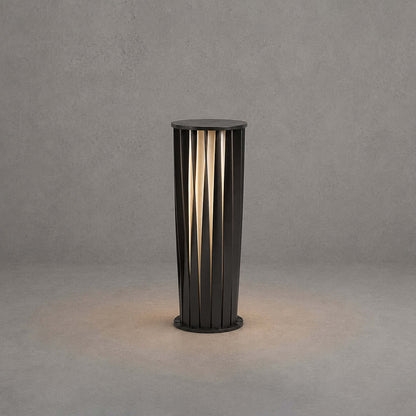 Iolane LED Garden Light