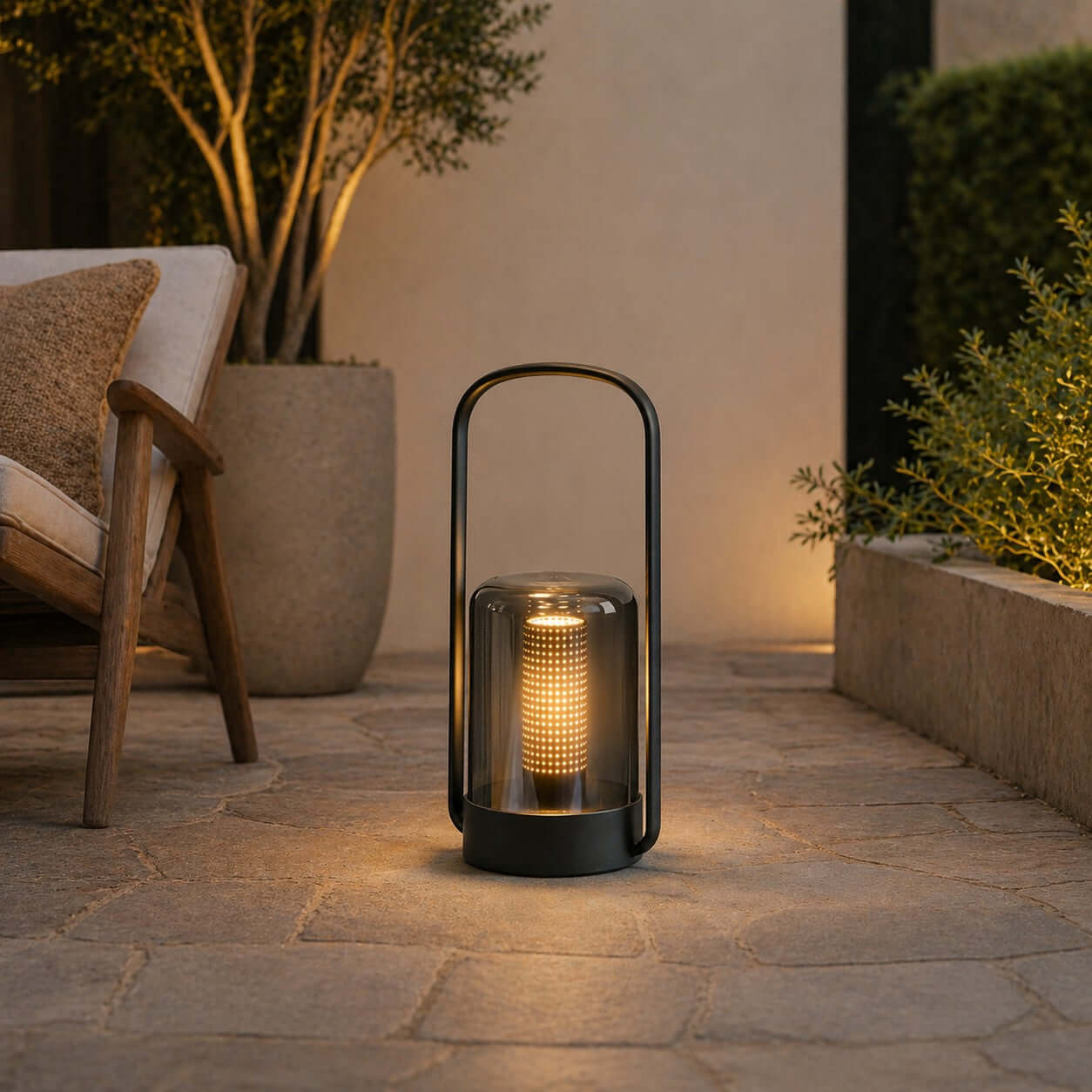 Lenoro Outdoor Light
