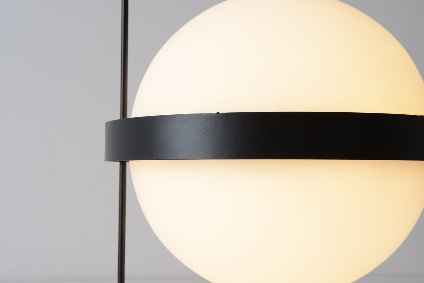 Meira Spherical Table Lamp