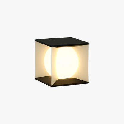Naviro Outdoor Garden Lamp
