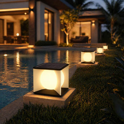 Naviro Outdoor Garden Lamp