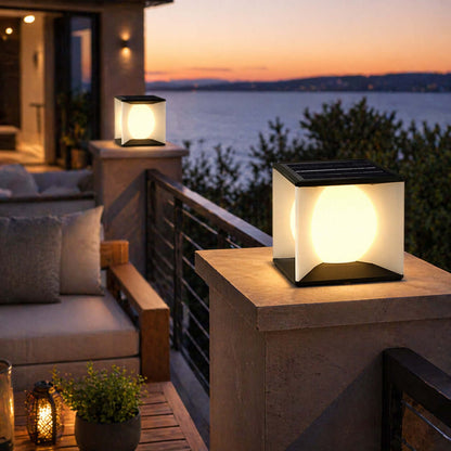 Naviro Outdoor Garden Lamp