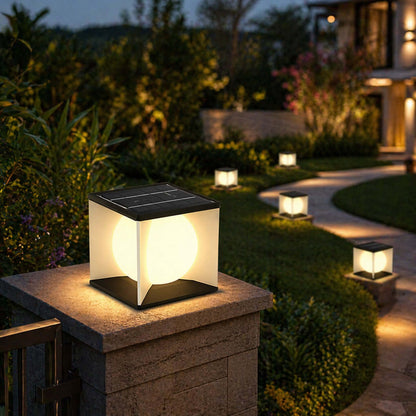 Naviro Outdoor Garden Lamp