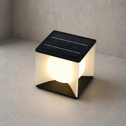 Naviro Outdoor Garden Lamp