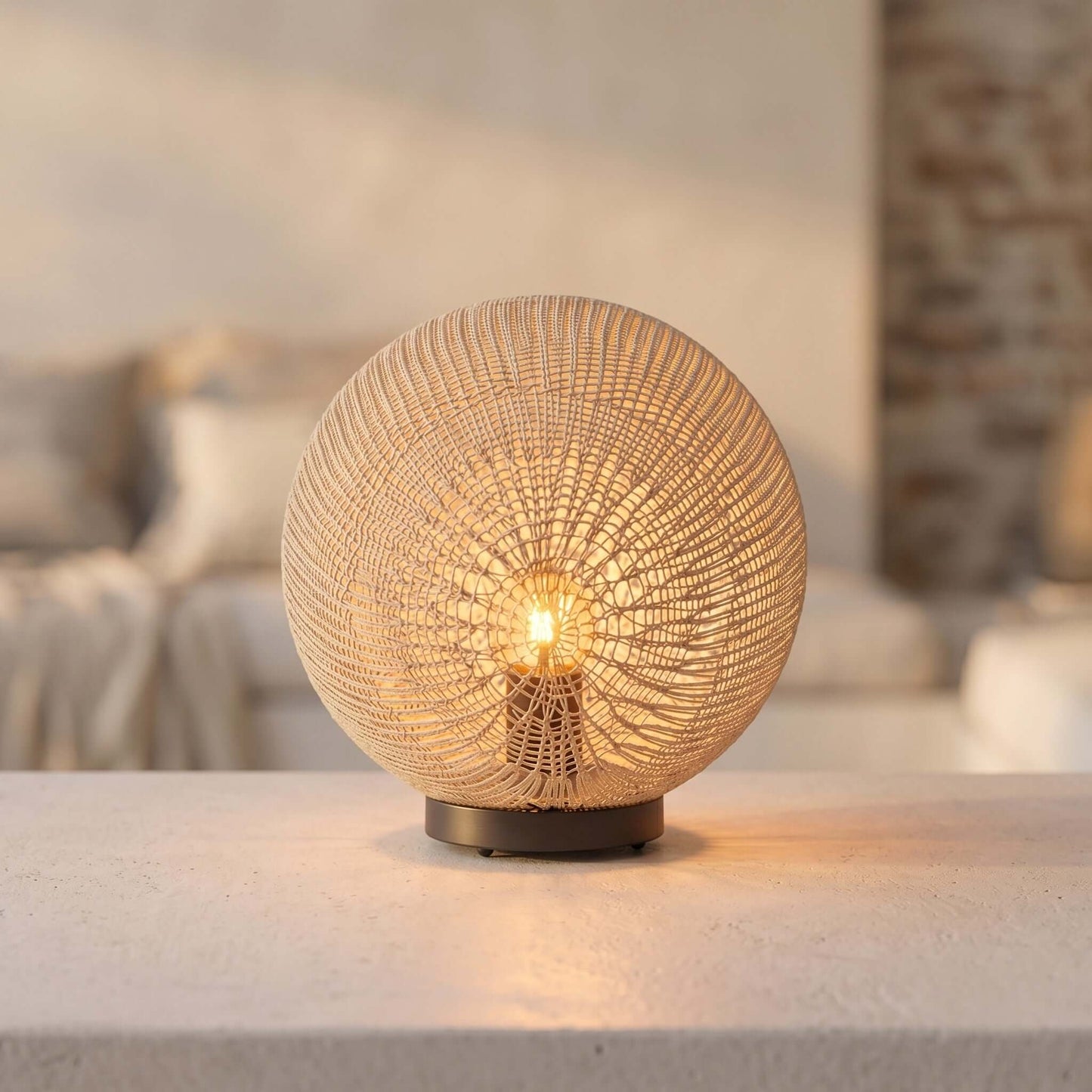 Neravi Outdoor Garden Lamp