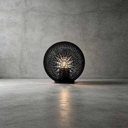 Neravi Outdoor Garden Lamp