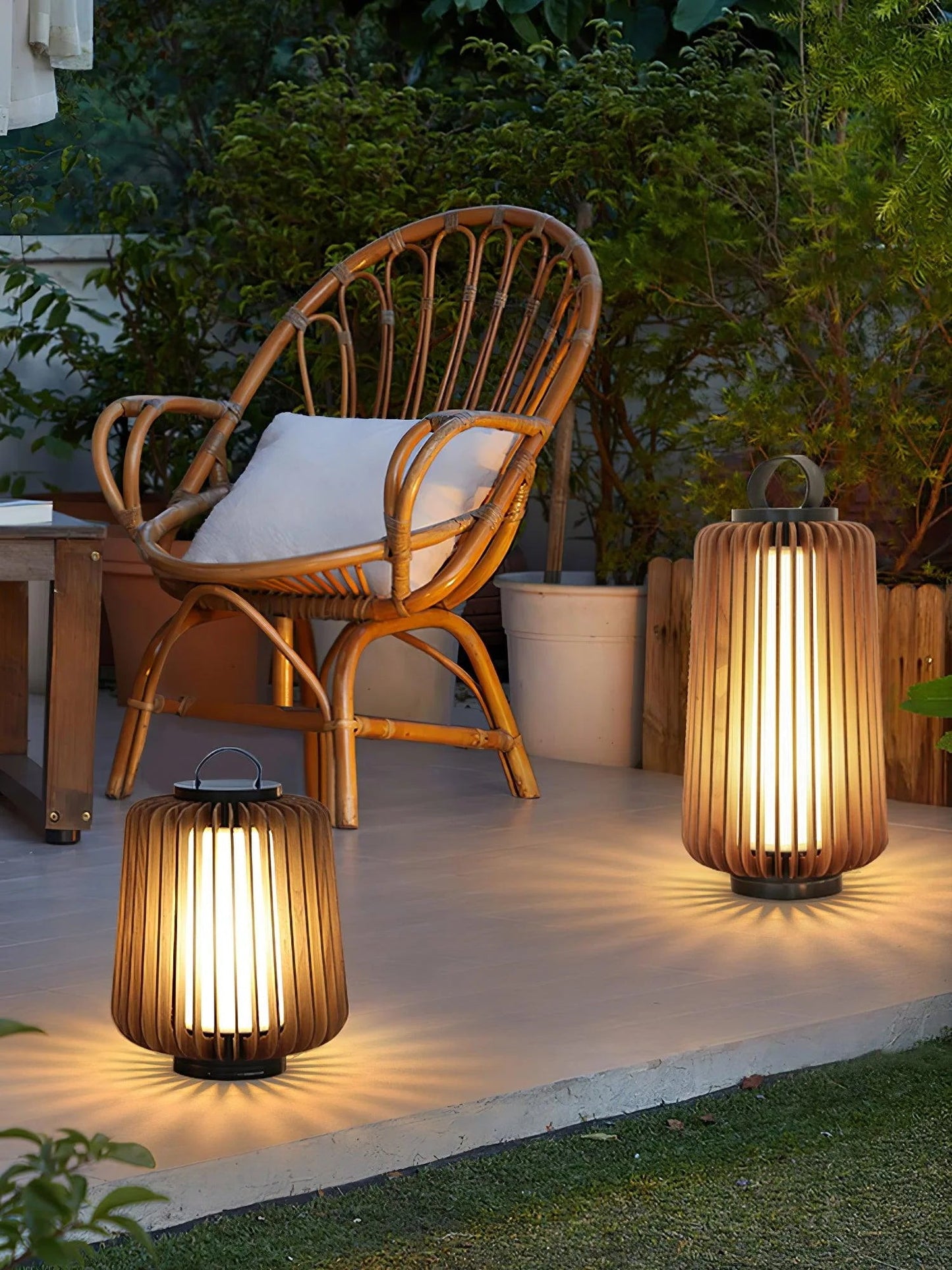 Norven Rechargeable Outdoor Lamp
