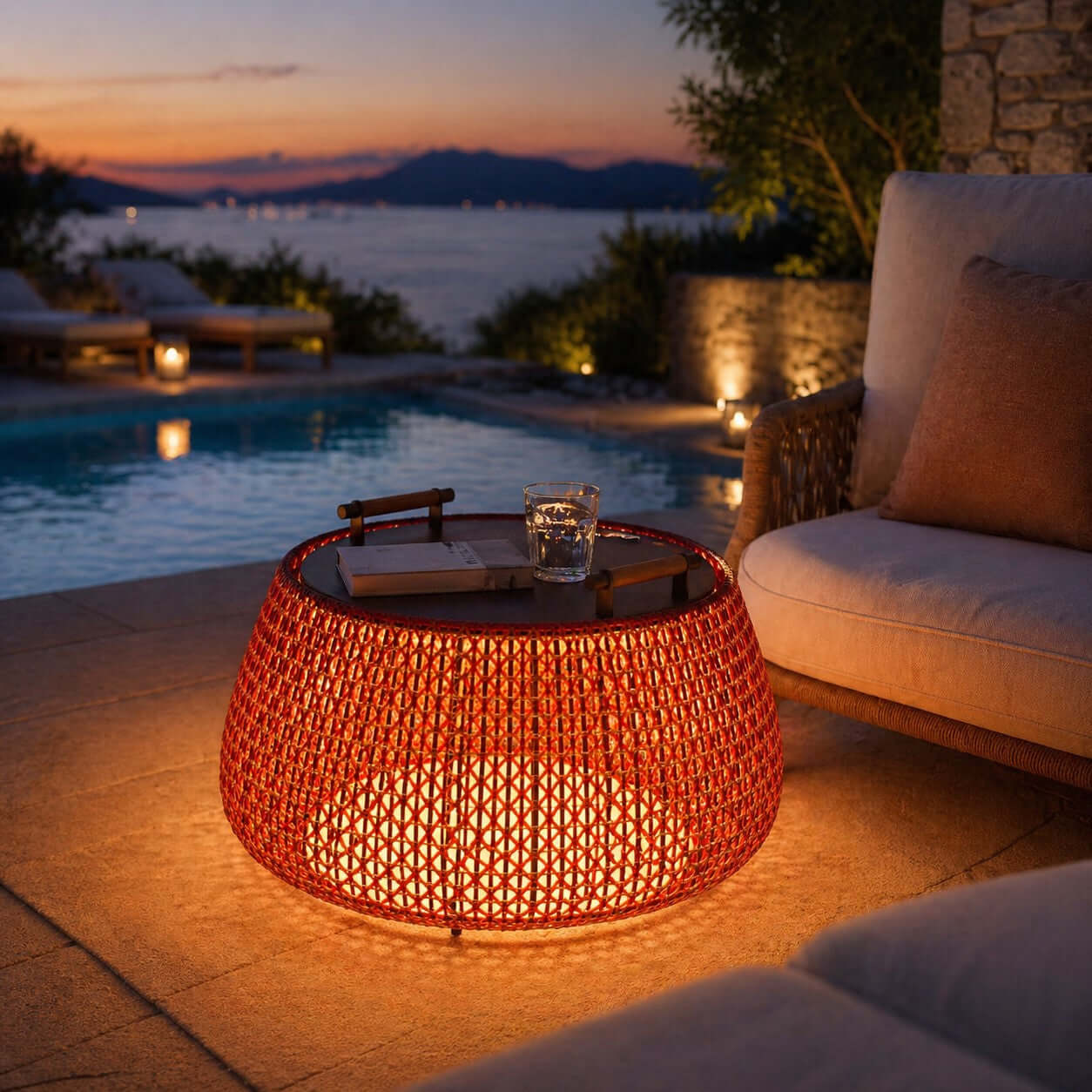 Orvani Outdoor Lamp