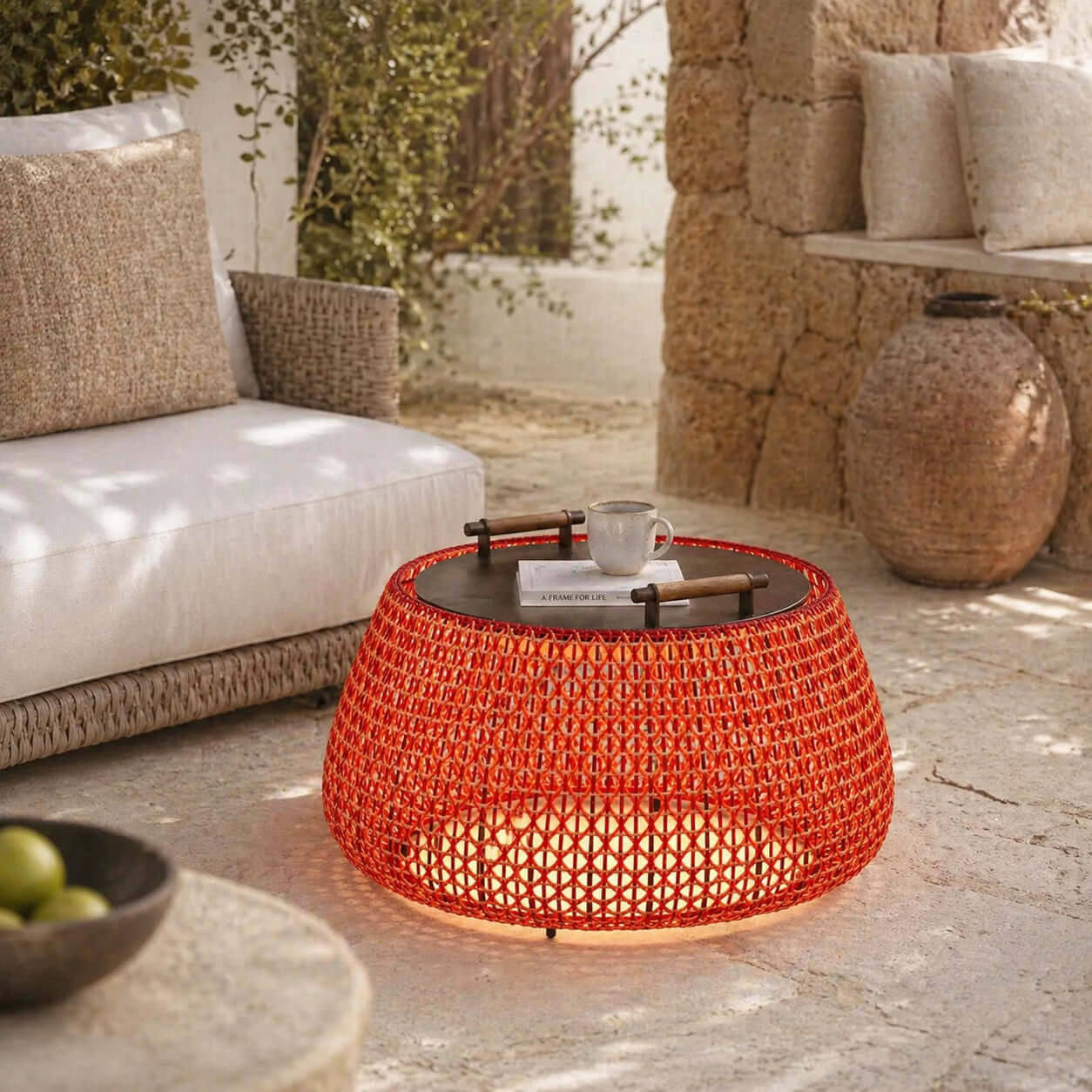 Orvani Outdoor Lamp