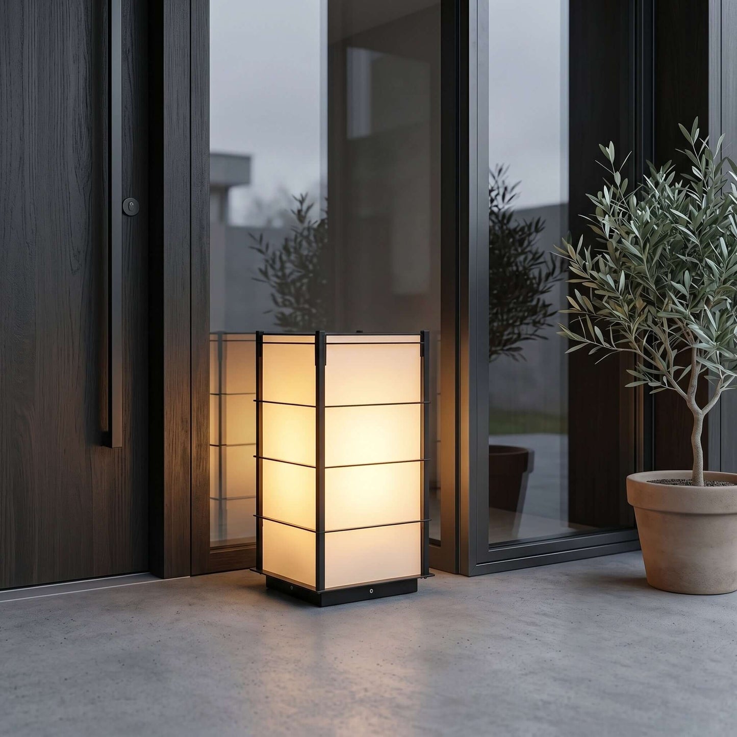 Phaero Outdoor Floor Lamp