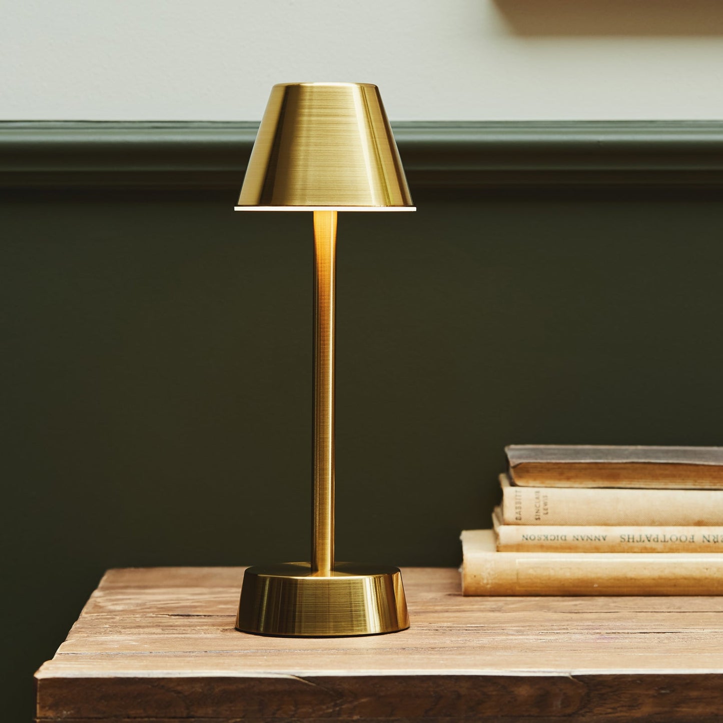 Portable Cordless Table Lamp