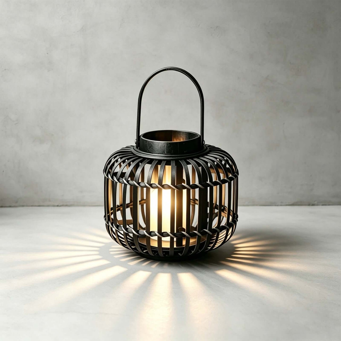 Tavino Outdoor Garden Lamp
