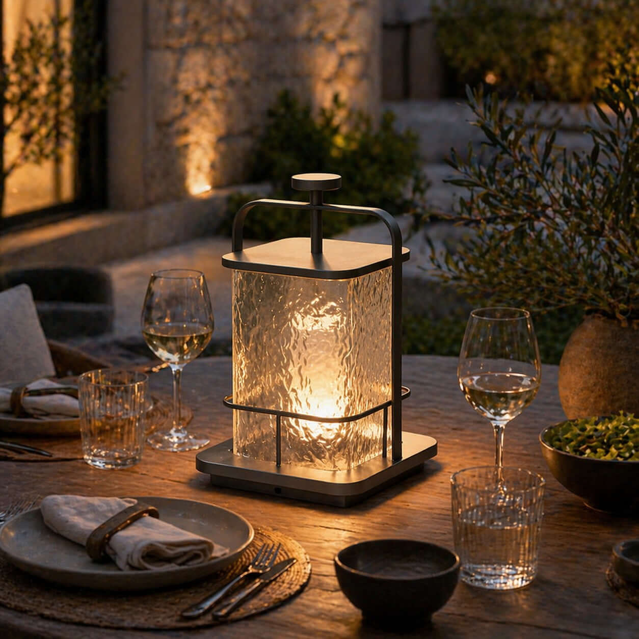 Tovira Outdoor Garden Lamp