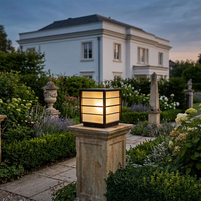 Varlune Garden Light