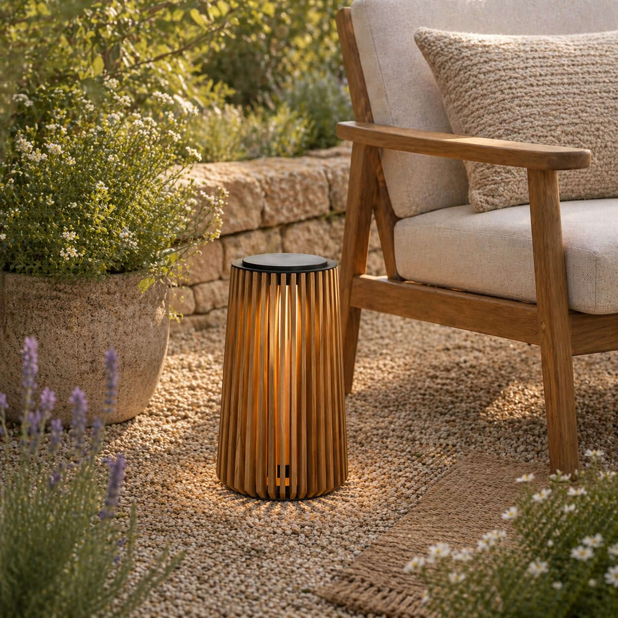 Voreni Outdoor Lamp