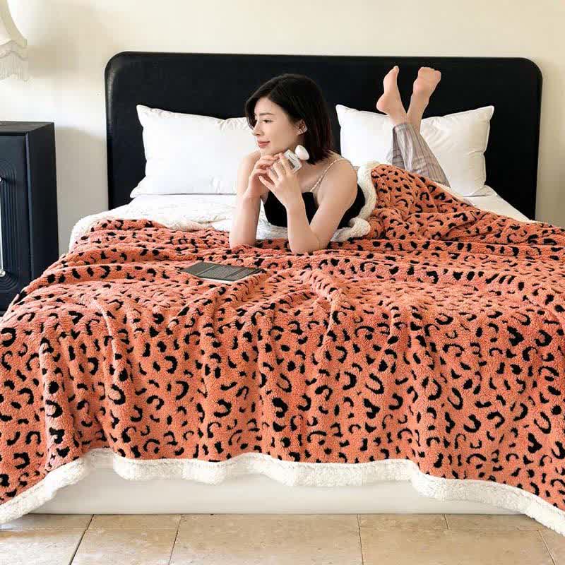 Weighted Blanket Leopard Fleece Bed | Large