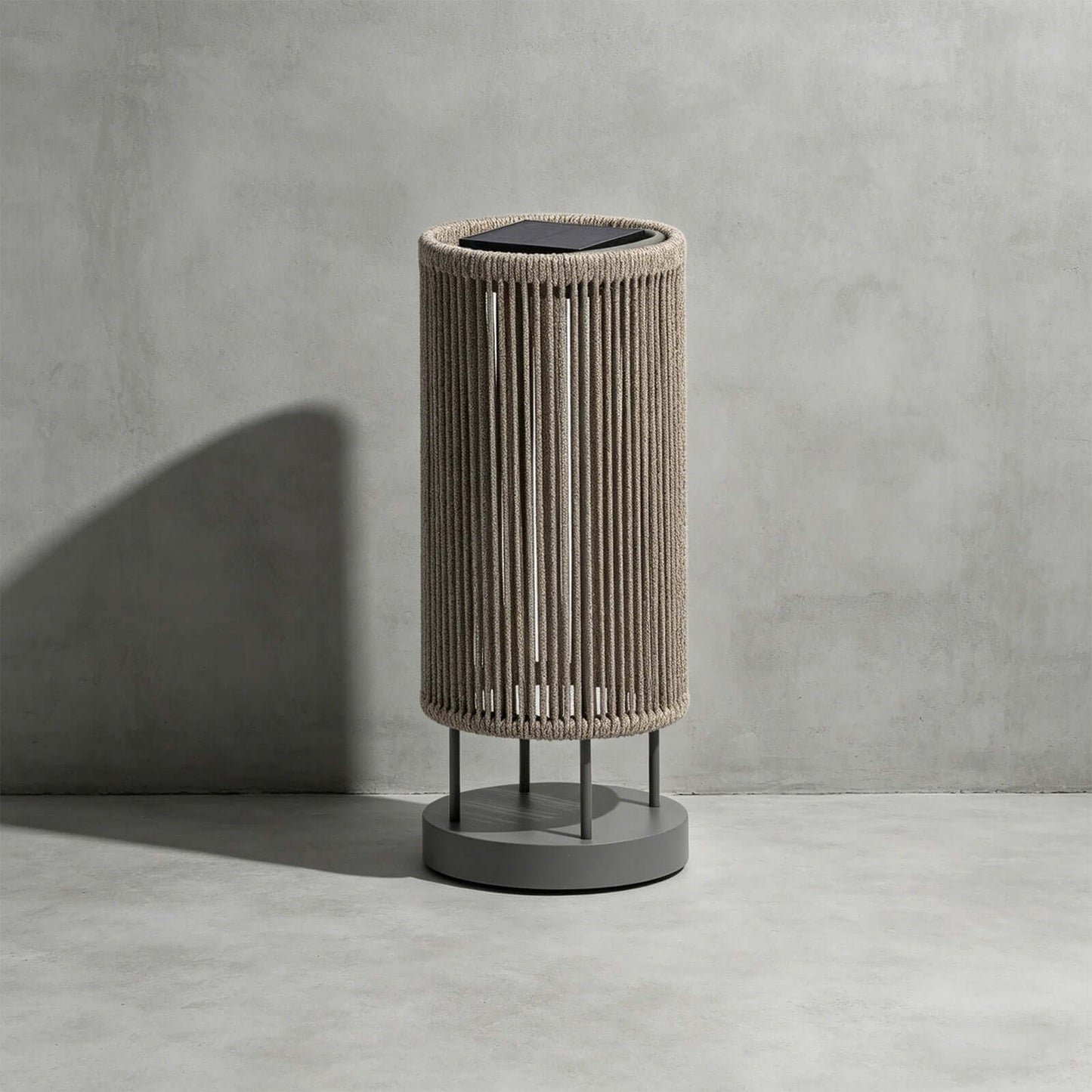 Zuneli Solar Floor Lamp