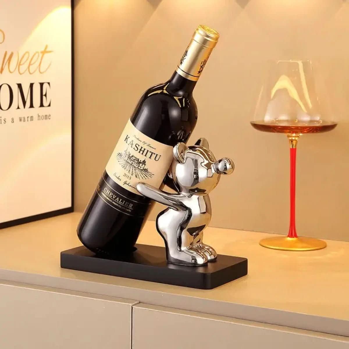 Bearwine Rack – Decorative Ceramic Wine Holder with Playful Bear Design