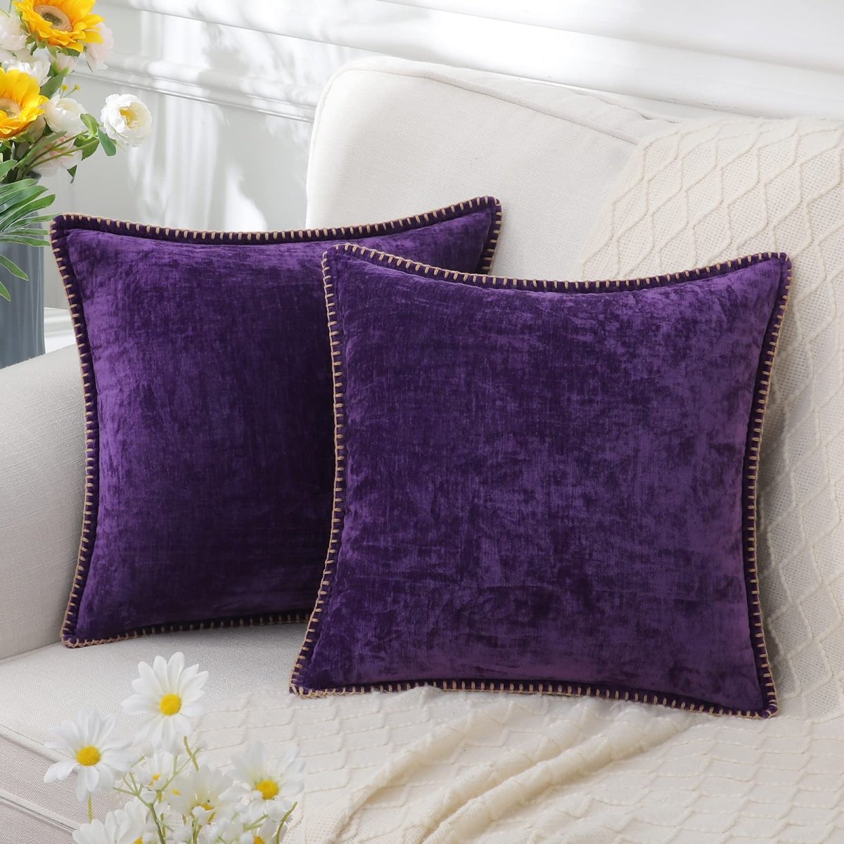 CHENILUX – Elegant Chenille Throw Pillow for Soft Decorative Comfort