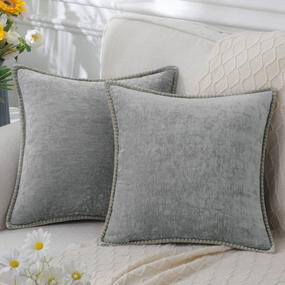 CHENILUX – Elegant Chenille Throw Pillow for Soft Decorative Comfort