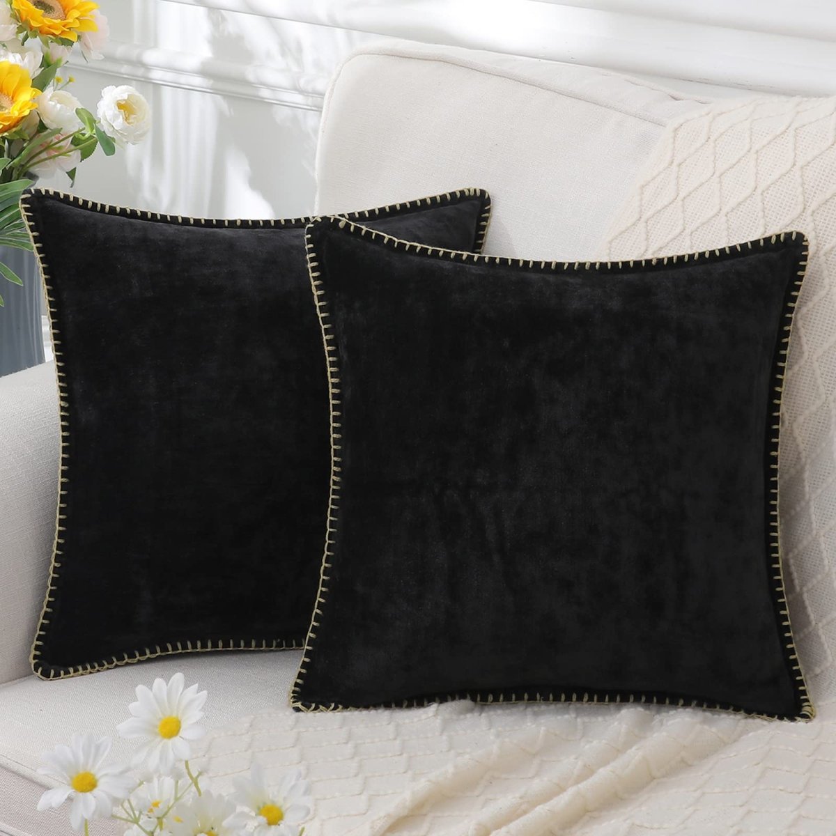 CHENILUX – Elegant Chenille Throw Pillow for Soft Decorative Comfort