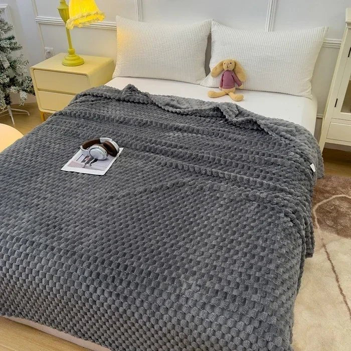 HOMELY – Soft Plaid Comfort for Everyday Living