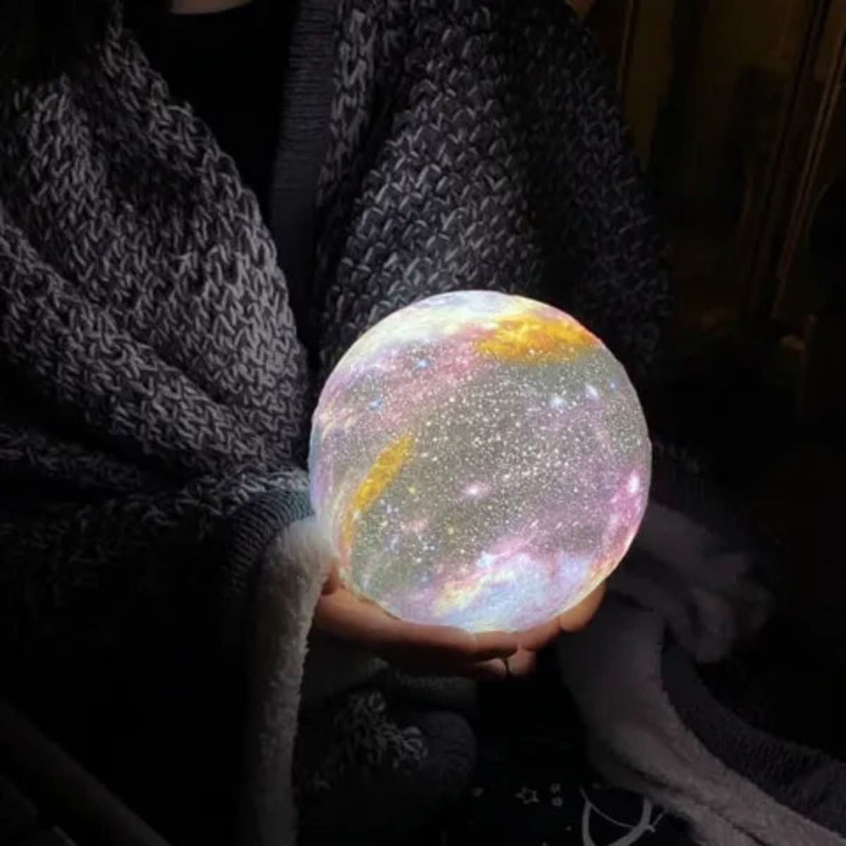 CosmoShine – Multicolor Moon Night Light with Remote Control