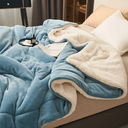 CozyLuxe – Luxurious Fleece Blanket for Ultimate Comfort