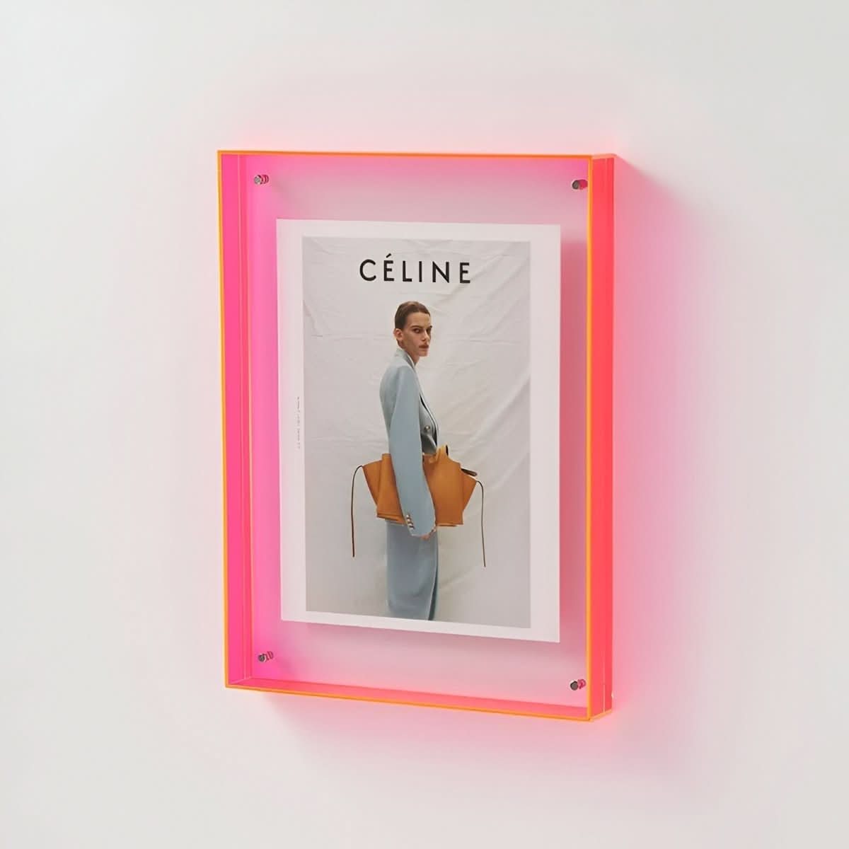 Crystaframe – Frameless Acrylic Photo Frame for a Floating, Modern Display
