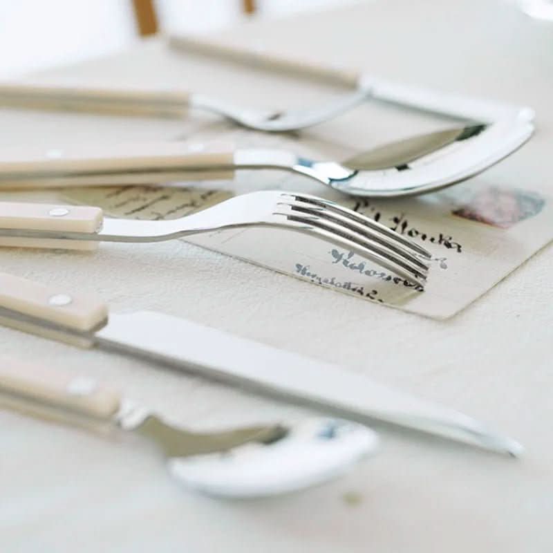 ETERNISERVE – 24-Piece Engraved Stainless Steel Cutlery Set for 6
